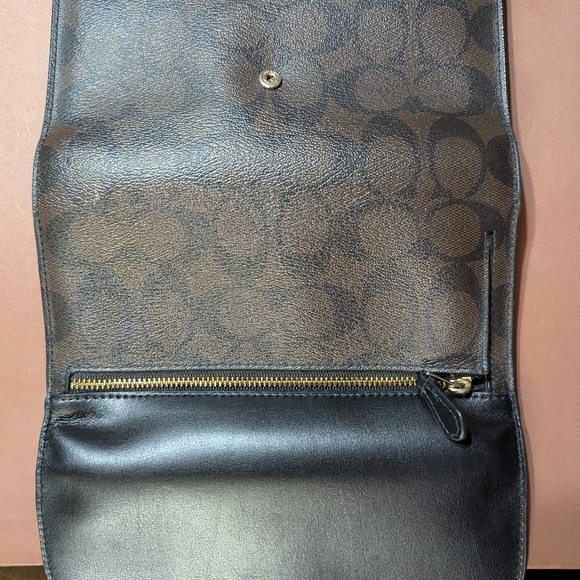 Coach wallet - Picture 3 of 3